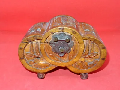 Attractive Vintage Hand Carved Chinese Camphor Wood Trinket Box • £34.95