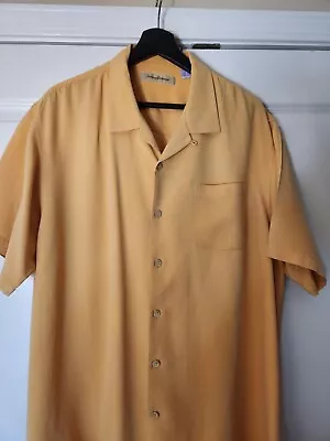 Tommy Bahama XL Shirt Silk Short Sleeve Buttoned  Yellow  • $23.99