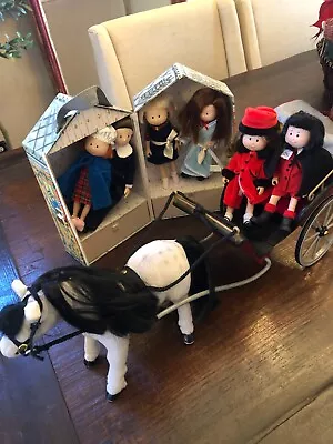 Madeline Plus 6 Dolls Horse Clementine & Carriage & House Carrying Case • $150