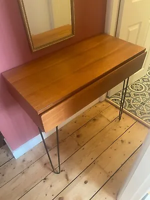 Beaver & Tapley 33 Vintage/Retro Desk  • £69.99