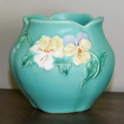 1940s Weller Pansy Green Bulbous Vase With Scalloped Rim # B-2 EUC • $45