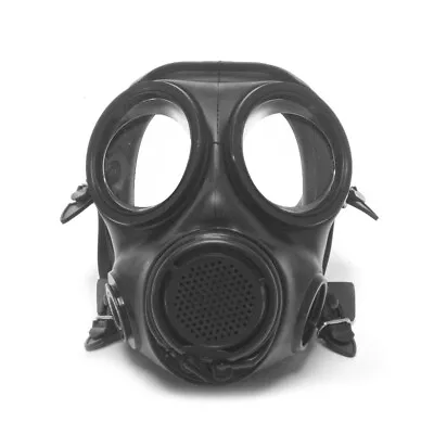 S10.2 Gas Mask • £129.98