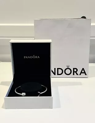 *BRAND NEW* Pandora Moon And Stars Bangle (comes With Bag And Box) • $120