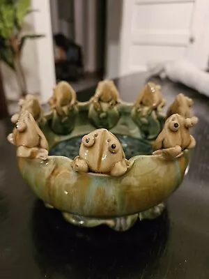 Vintage Majolica Frog Bowl.8 Frogs On Rim Art Pottery Planter Flower Pot Chinese • $28