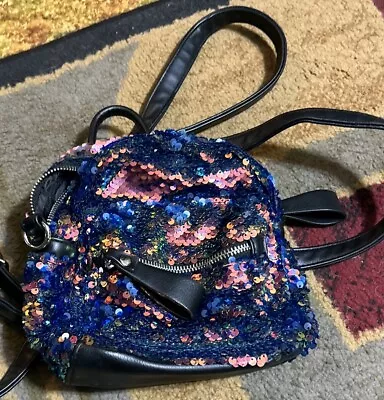 Wild Fable Mini Sequin Bag • $4