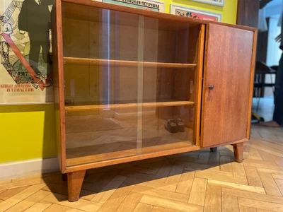 £50 • Buy Mid-century Display Cabinet 