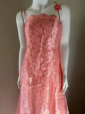 Vintage Lace Flower Ball Gown By Dollar Size M • $100.99