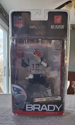 Mcfarlane Nfl Elite Tom Brady Collector Level Snow Base Chase Variant #2218/2750 • $132.99