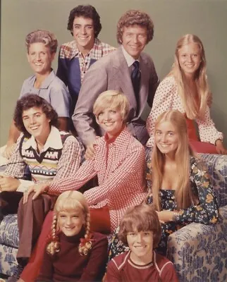 The Brady Bunch Maureen McCormick Florence Henderson Cast Vintage 8x10 Photo • $24.99