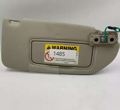 2002-2004 Volvo S60 Passenger Sun Visor Sunvisor Gray Illuminated OEM J02B21032 • $32.99