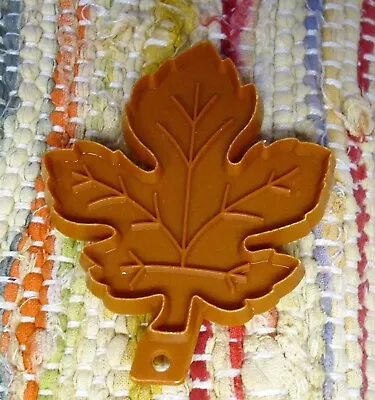 Vintage Plastic Thanksgiving Fall Cookie Cutter Rust Maple Leaf 4-1/8  X 3-3/8  • $4.99