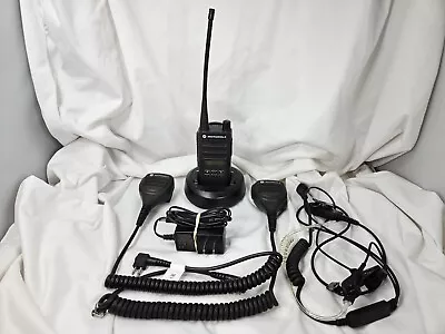 Motorola CP100D UHF Digital/Analog Portable Radio AAH87YDC9JA2AN - TESTED • $174.99