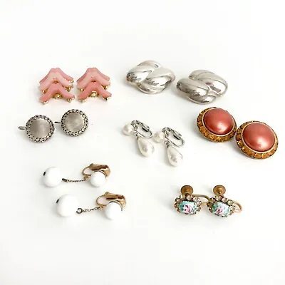 Lot Of 7 Pairs Vintage Earrings Clip & Screwback Dangles Metals Sculptural • $13.95