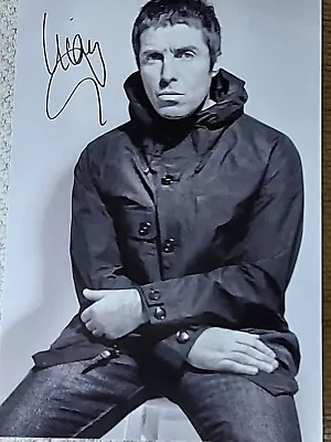  Liam Gallagher  Signed 6 X4  B/w Photo   Oasis • £10