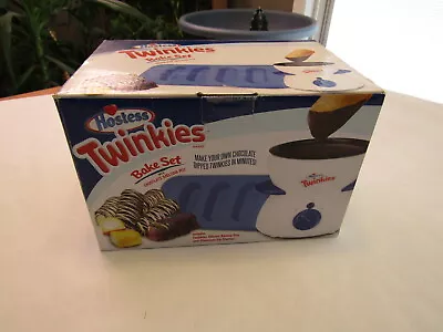 Hostess Twinkies Bake Set With Chocolate Melting Pot • $25