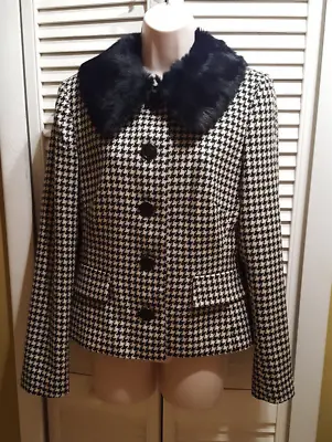 Casual Corner Women's Jacket Rabbit Collar White Black Button Down Size 12 • $19.99