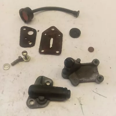 McCulloch 10-10 Oil Pump Assembly OEM Chainsaw Part H-28 • $12.50