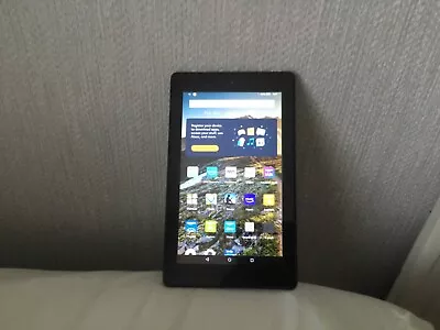 Amazon Fire HD 8 Tablet - 7th Generation - Wi-Fi - 8 Inch LCD Screen • £30.16