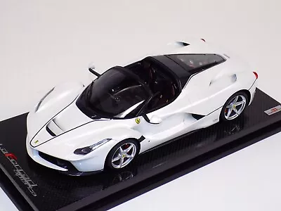 1/18 MR Collection Ferrari LaFerrari Aperta Italia White Carbon Base FE020C • $699.95