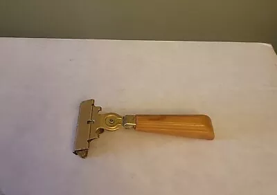 Vintage Eversharp Schick Deluxe Injecter Safety Razor • $15