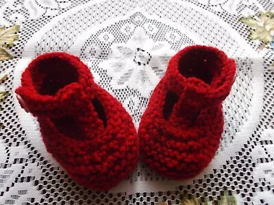 Hand Knitted  Baby Shoes / Booties 0 -3 Months  • £2.30