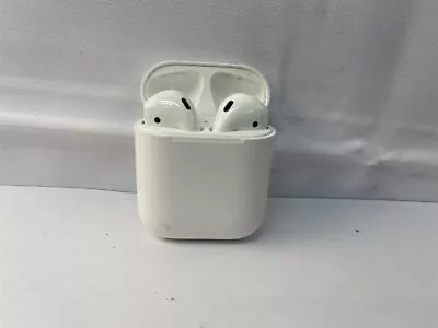 Apple AirPods Pro 1st Gen Wireless Earbud Headphones For Parts Not Working • $14.99