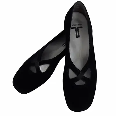 Trotters Black Velvet Maggie Flats Sz 6 Slip-On Criss-Cross Straps Rubber Sole • $16.98