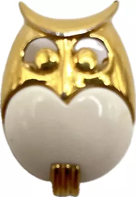 Signed Crown TRIFARI Vintage OWL BROOCH Pin Bird White Belly Costume Jewelry • $5