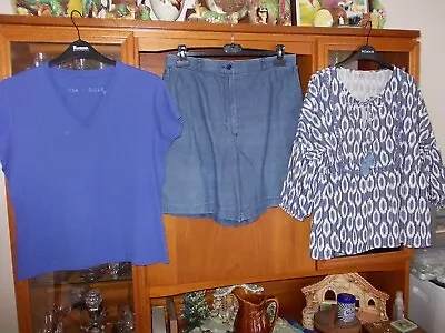Small Bundle Of Ladies Clothes In Size 18 - Shorts And Tops • £4