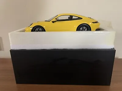 1/18 Minichamps Porsche 911 GT3 Touring 992 Yellow 2022 • £89.99