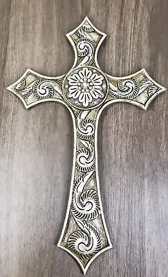 Rustic Western Silver Concho With Ornate Shell Pattern Wall Cross Decor Plaque • $23.99