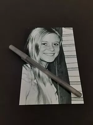 The Brady Bunch Eve Plumb As Jan Brady Glossy B&w 4x6 Photo  New  • $4.99