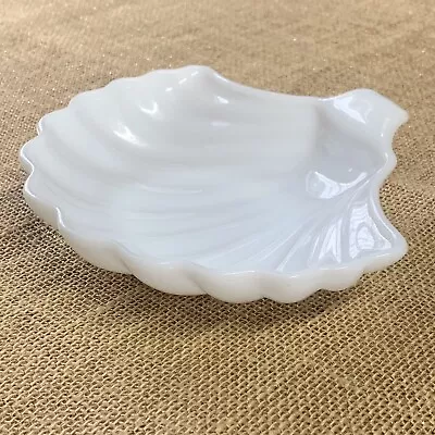 Anchor Hocking Milk Glass Shell Scallop Clam Soap Trinket Candy Dish Bowl Vtg • $5.73