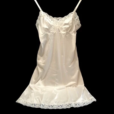 $22.40 • Buy Vintage Vassarette Full Slip White Nylon And Lace Size 34 USA Made