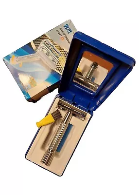 Clasic Double Edged Butterfly Shaving Razor In Travel Case With Mirror. • $8.95