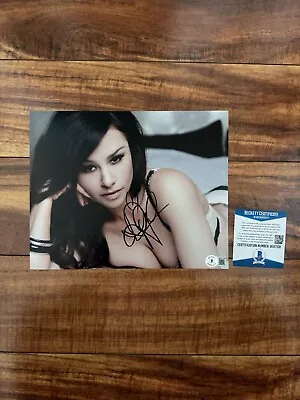 Danielle Harris 8x10 Beckett Authenticated Photo BAS Autographed Signed • $50