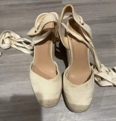 $5 • Buy Women's, Stradivarius,(zara) Espadrille Beige, Platforms Sandals, Shoes Size 