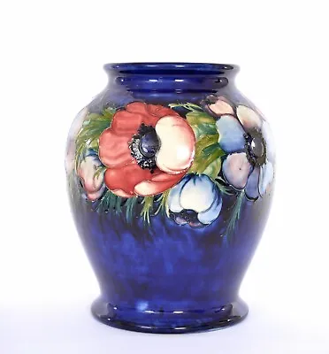 Vintage William Moorcroft Cobalt Blue Vase Flower 9.7  • $799