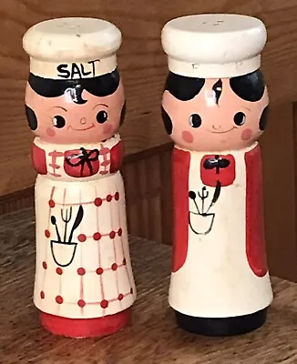 VINTAGE 6” Chef Man Woman Salt And Pepper Shakers Wooden Hand Painted Korea • $10