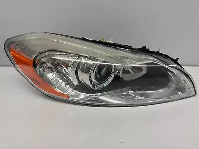 11-13 Volvo C70 Right Halogen Headlight Assembly 31299759 • $95