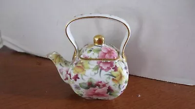 Mini PORCELAIN TEAPOT With FLOWERS • $9.50