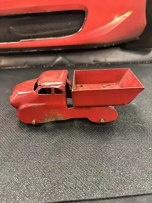 1940s Wyandotte Red Dump Truck Vintage Streamline Design Toy Car Pressed Steel  • $27.95