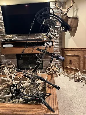 Mathews V3X 29 Left Handed • $1550