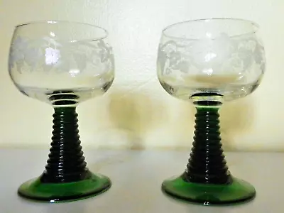 Set 2 Vintage German Roemer Wine Glasses Etched Grape Green Beehive Luminarc FR • $17.49