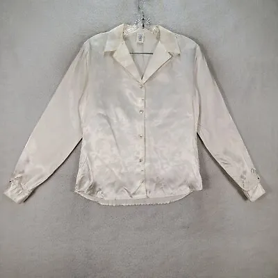 Vtg Unbranded Womens Top Size M Ivory Satin Pointed Collar FLAW Button Up Blouse • $11.87