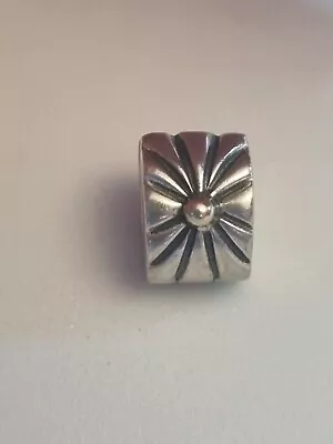 (863) GENUINE Pandora Clip Star Two Toned • £20