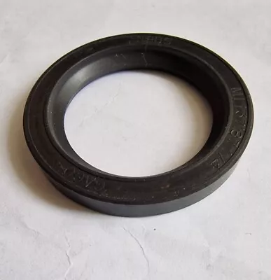 International 276 434 Tractor Steering Box Cross Shaft Seal 3066267r91 • £12