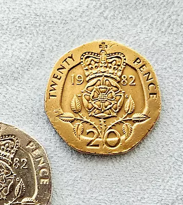 GENUINE 1982 Rare 20p Pure 22ct Gold Plated Twenty Pence Coin • £9.95