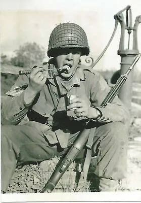 WW II - Usa  Photo --   GI Eating K Rations  • $3.99