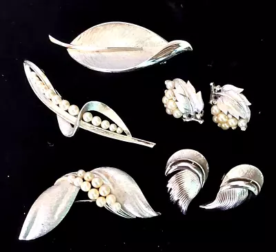 Vintage Crown Trifari Jewelry Lot Silver Tone Pearls 5 Pieces All VGC • $89